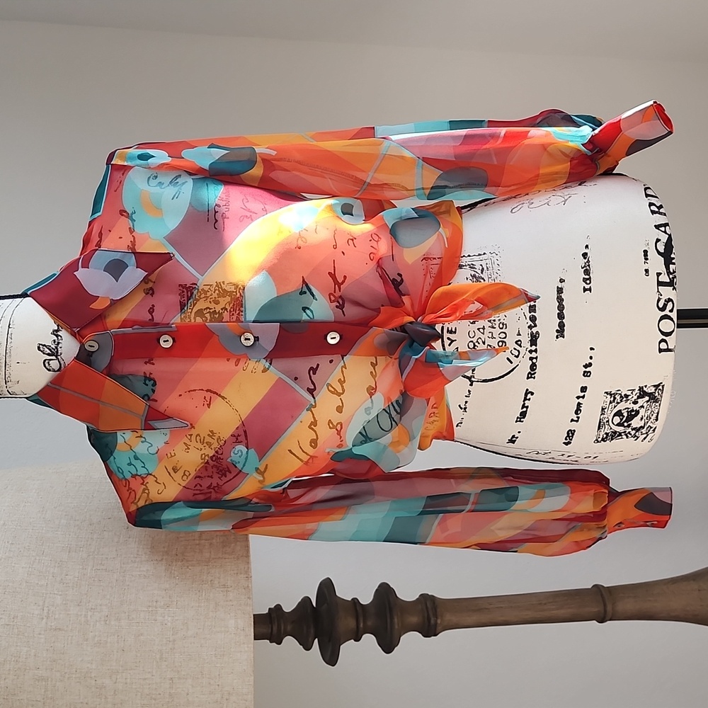 Vintage Dagger Collared Colorful Abstract 70s Blouse